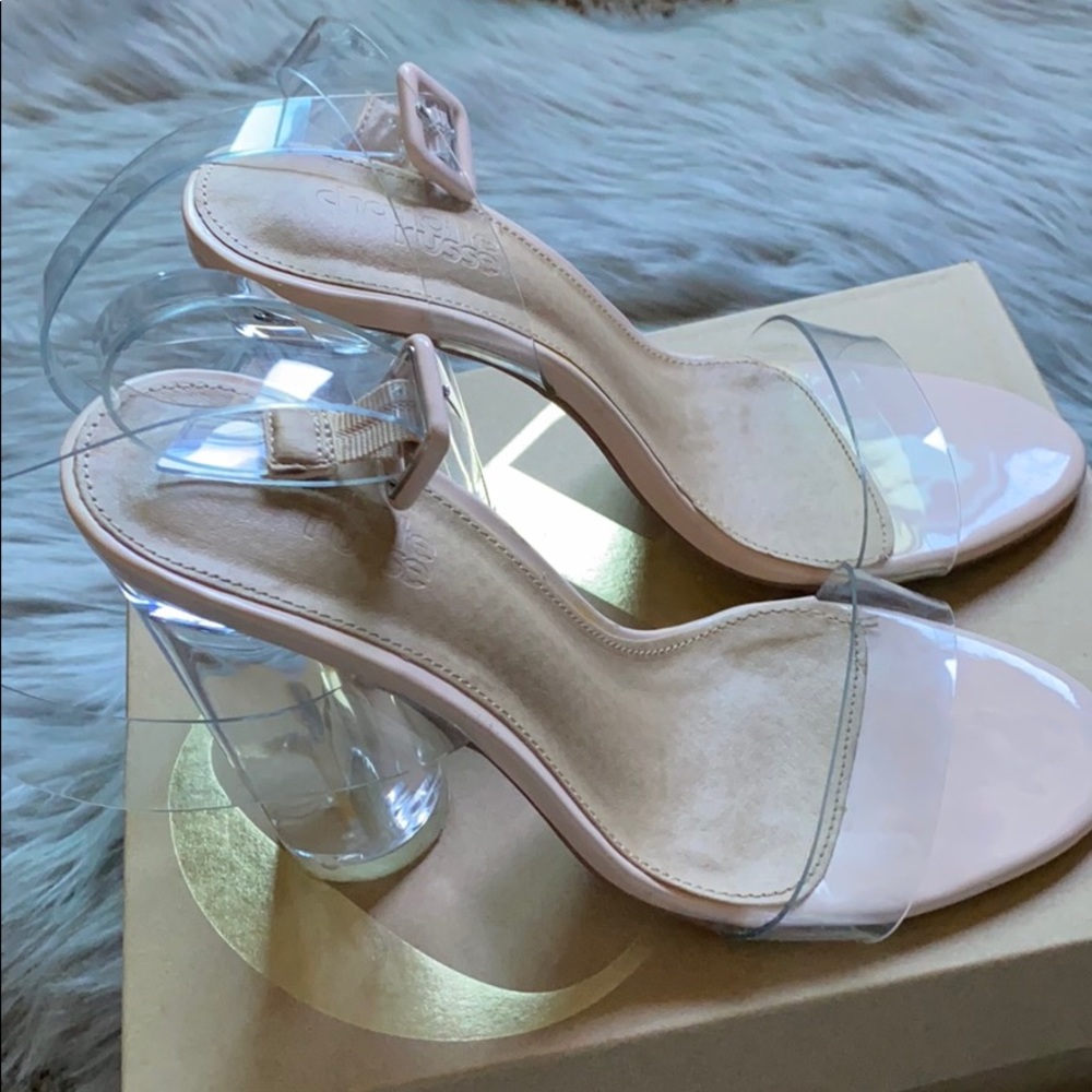 Heels - Picture 2 of 2